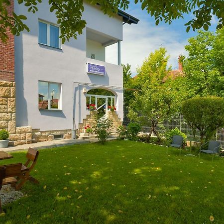Pension Verona Centru Kaloşvar Dış mekan fotoğraf