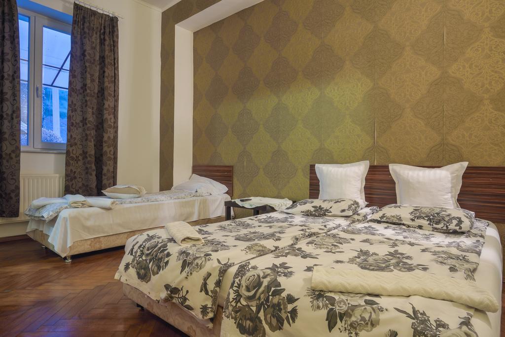Pension Verona Centru Kaloşvar Dış mekan fotoğraf